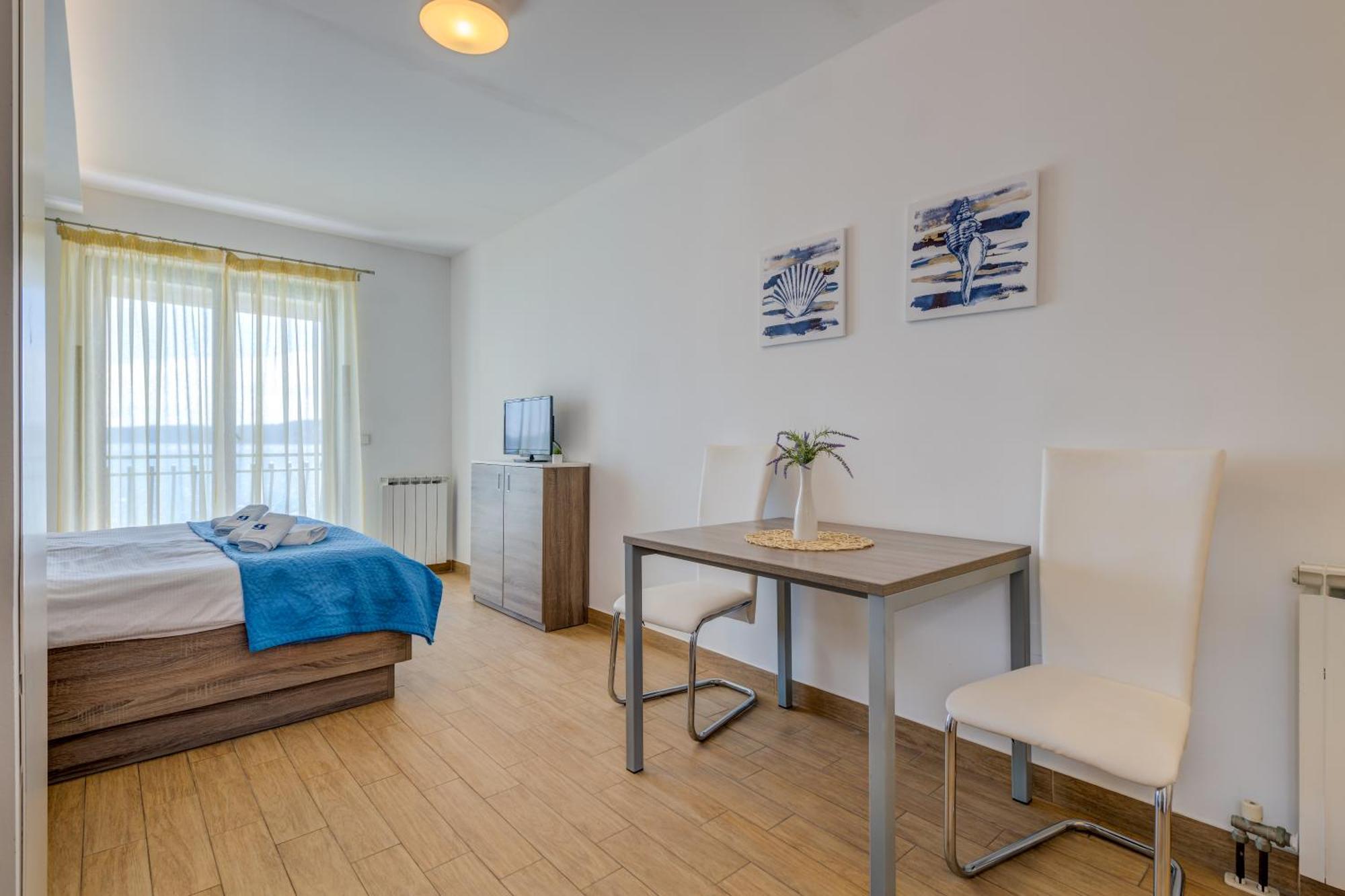 טרוגיר Apartments G חדר תמונה